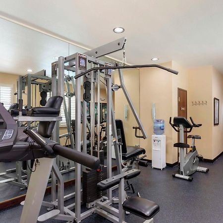 Best Western Plus Crown Colony Inn & Suites Lufkin Εξωτερικό φωτογραφία