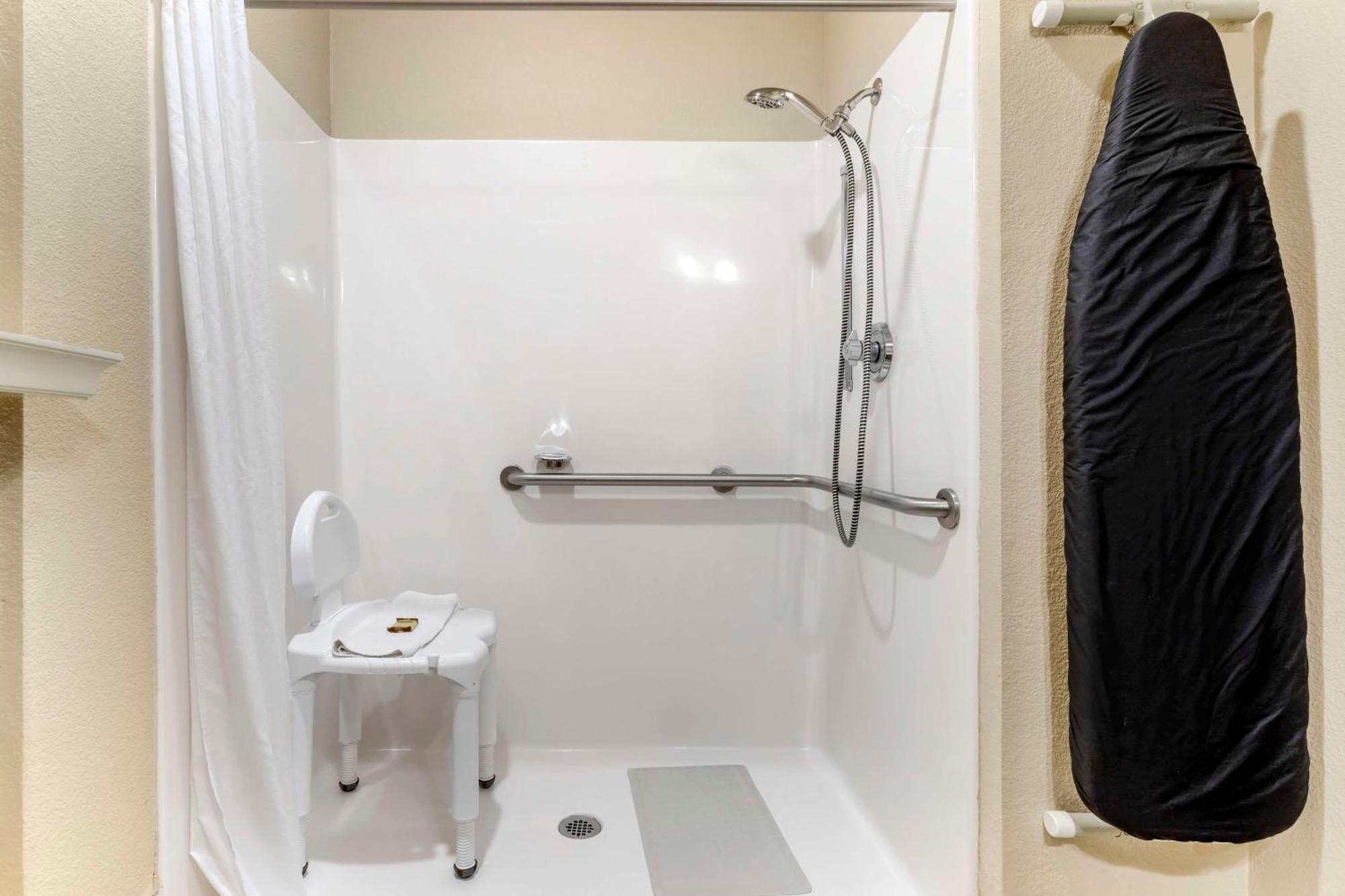 Best Western Plus Crown Colony Inn & Suites Lufkin Εξωτερικό φωτογραφία