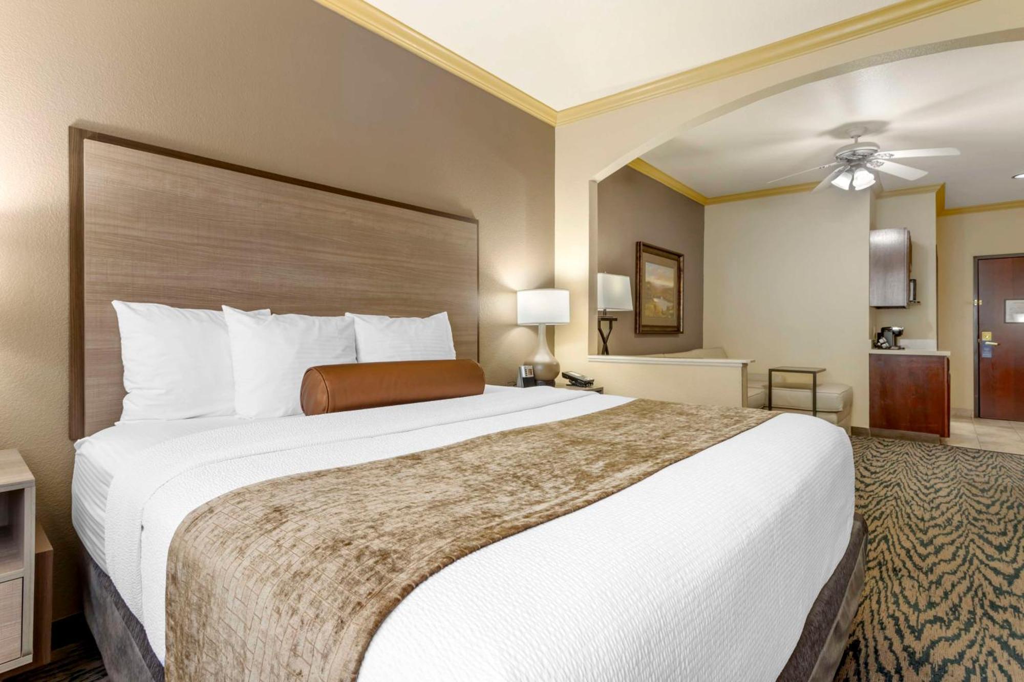 Best Western Plus Crown Colony Inn & Suites Lufkin Εξωτερικό φωτογραφία