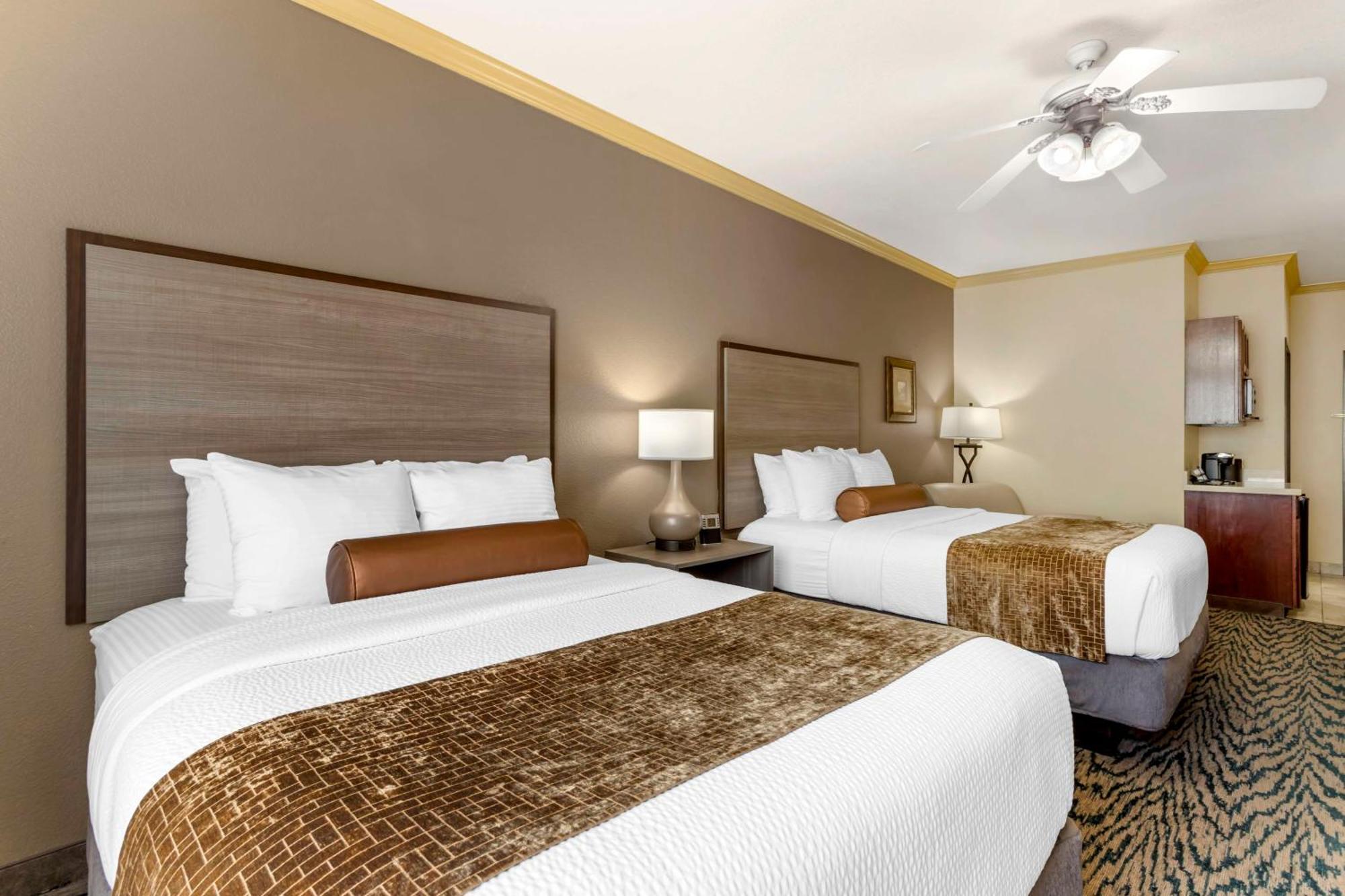 Best Western Plus Crown Colony Inn & Suites Lufkin Εξωτερικό φωτογραφία