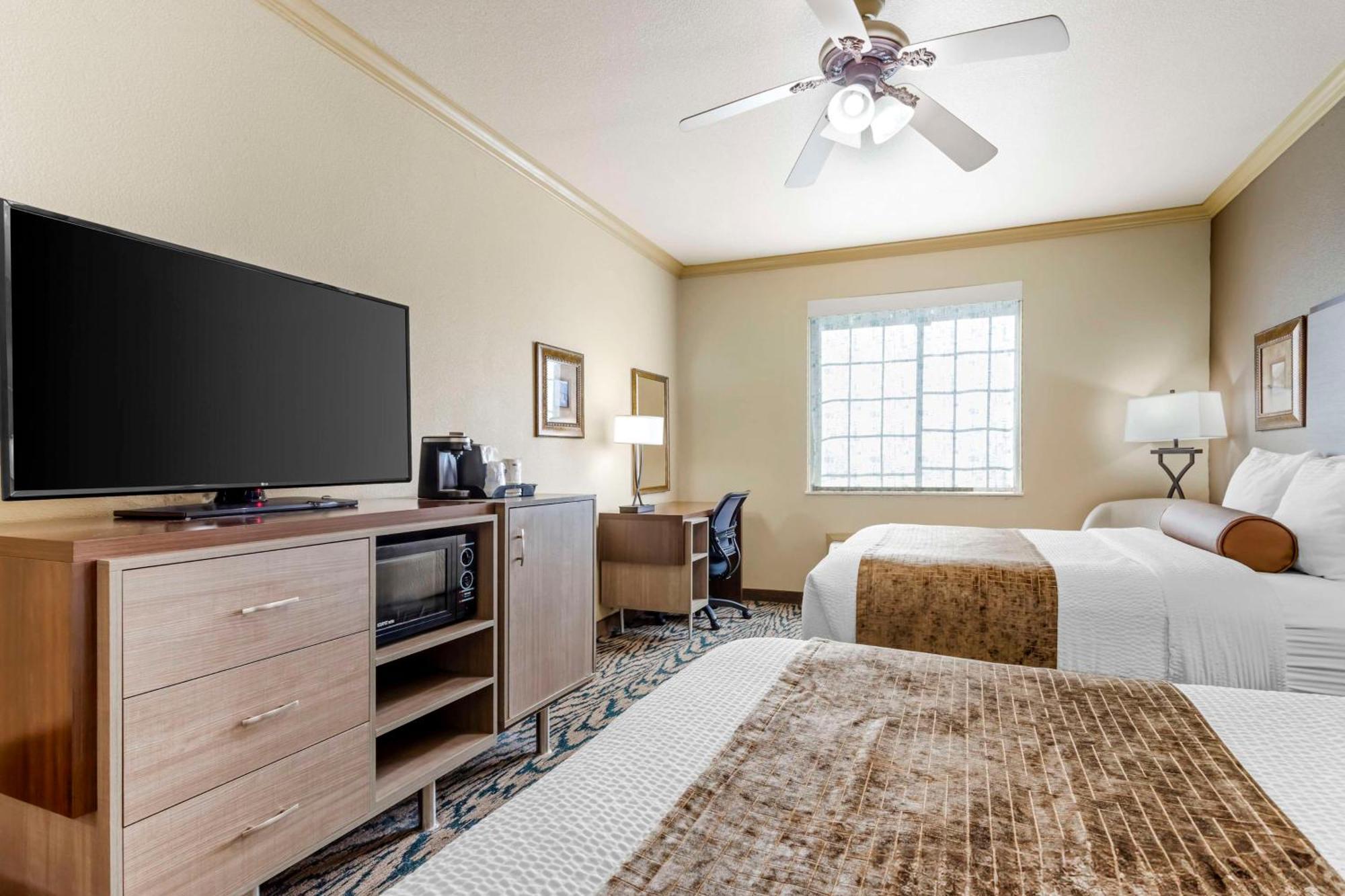 Best Western Plus Crown Colony Inn & Suites Lufkin Εξωτερικό φωτογραφία
