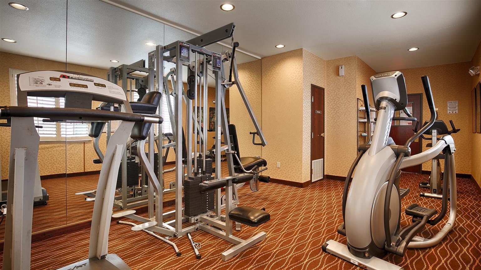Best Western Plus Crown Colony Inn & Suites Lufkin Εξωτερικό φωτογραφία