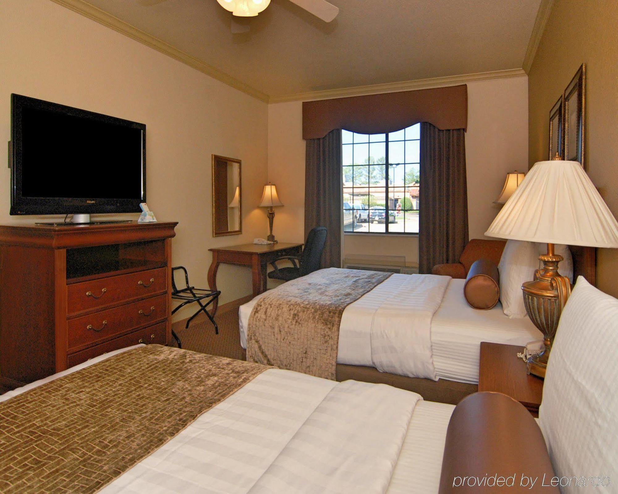 Best Western Plus Crown Colony Inn & Suites Lufkin Εξωτερικό φωτογραφία