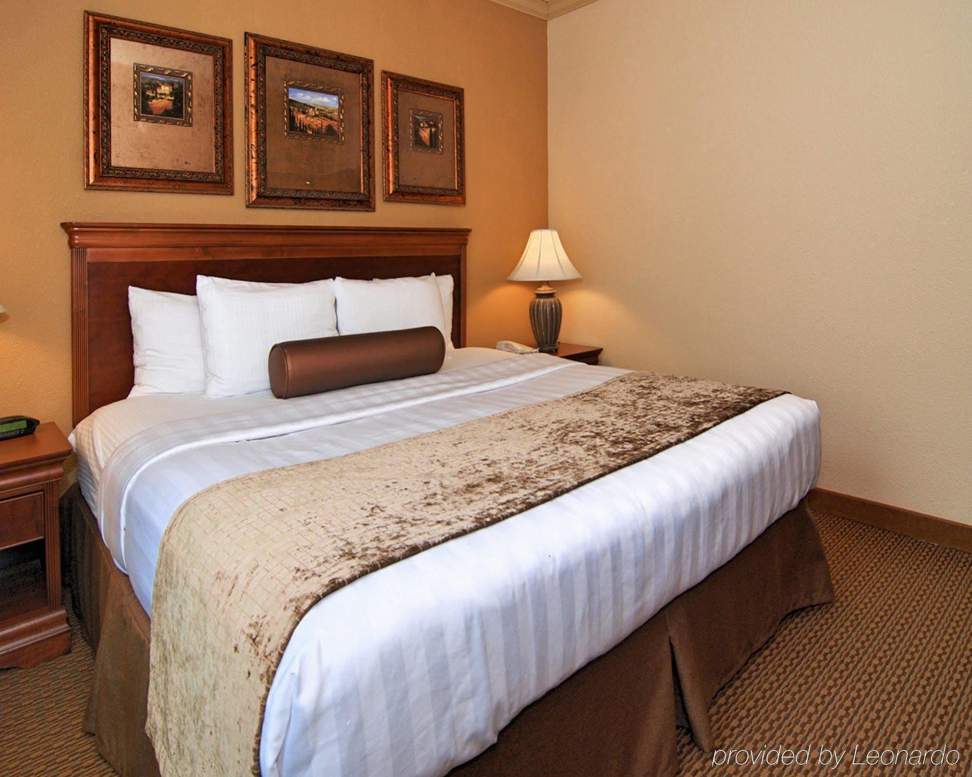 Best Western Plus Crown Colony Inn & Suites Lufkin Εξωτερικό φωτογραφία