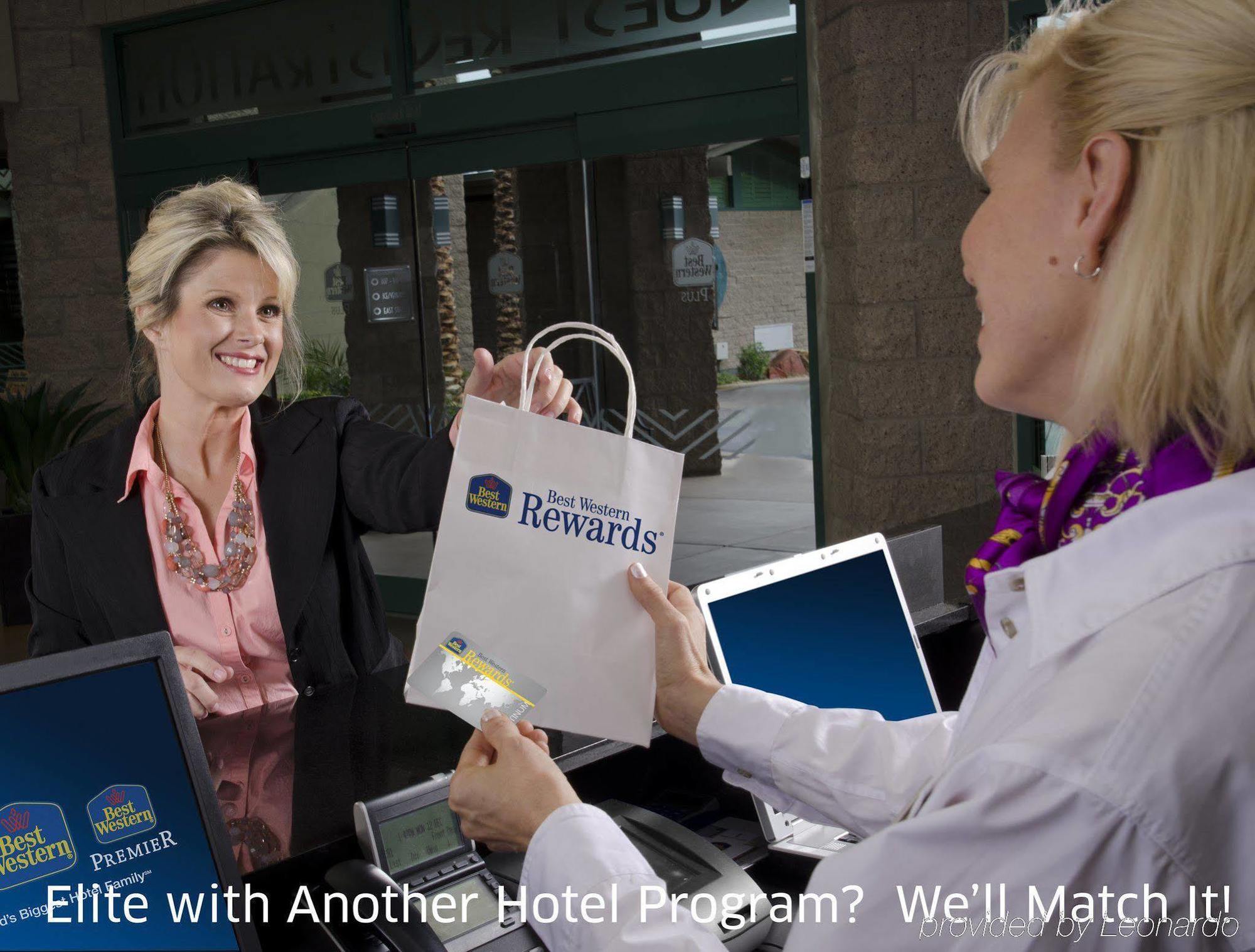 Best Western Plus Crown Colony Inn & Suites Lufkin Εξωτερικό φωτογραφία